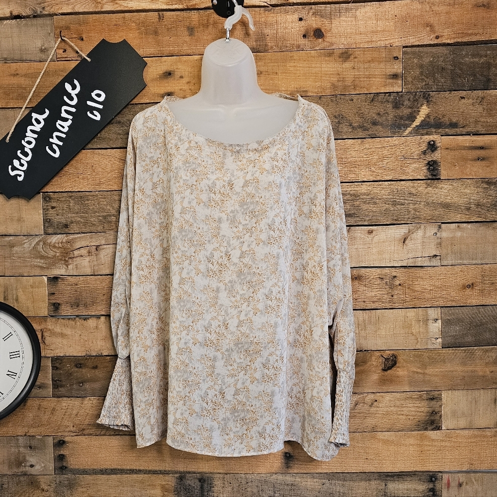 Grade & Gather Women's Foral Smocked Sleeve Dolman Flowy Lightweight Top Sz S/M